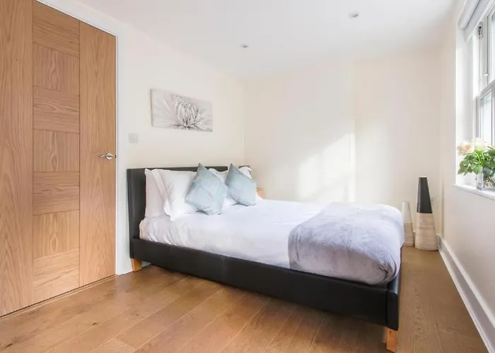 Heart Of London Apartment